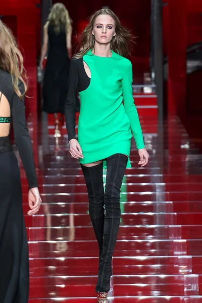 Look 40